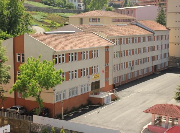 Akçaabat Anadolu İmam Hatip Lisesi Fotoğrafı